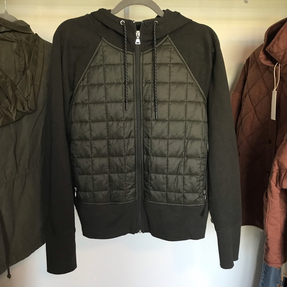 Old Navy Women’s Dark Olive Green Quilted Jacket size medium